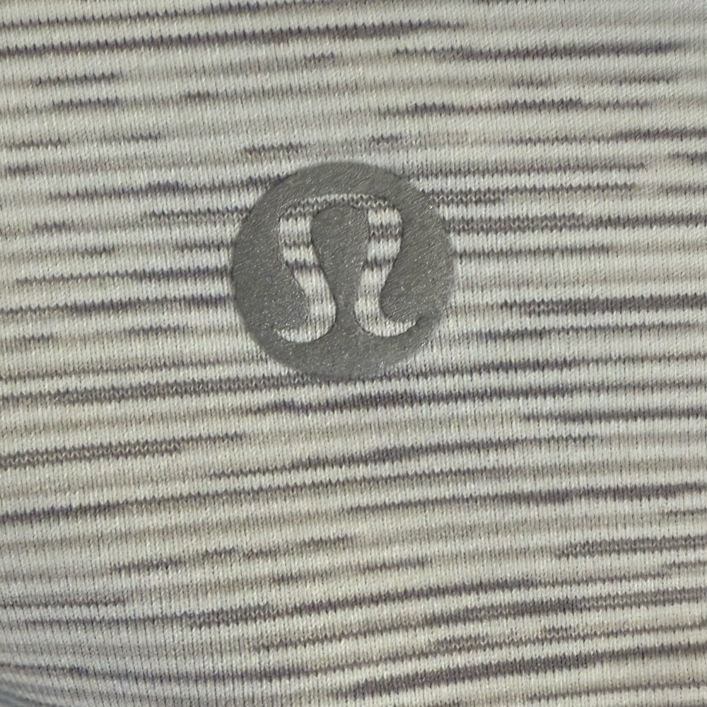 Lululemon Wunder Under High-Rise Tight *Mesh 28"
Wee Are From Space Sz 8 - Picture 9 of 9